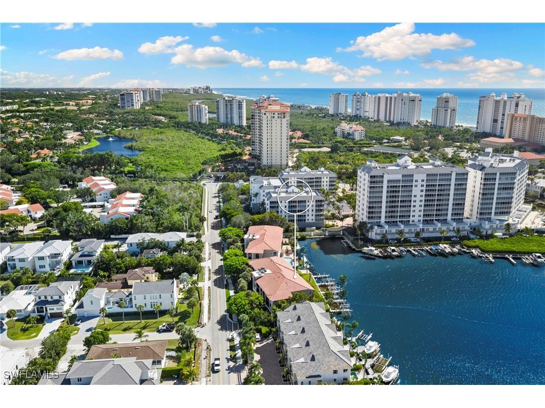 9101 Vanderbilt Drive #302 Naples FL 34108 225073772 image36