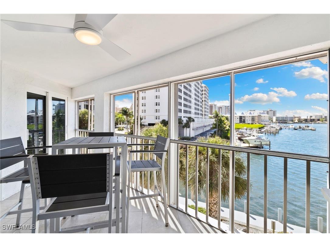 9101 Vanderbilt Drive #302 Naples FL 34108 225073772 image20