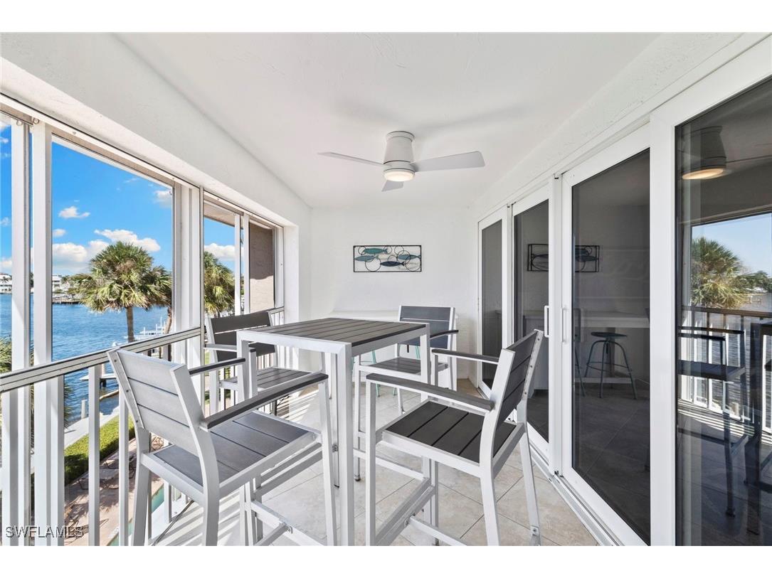 9101 Vanderbilt Drive #302 Naples FL 34108 225073772 image22