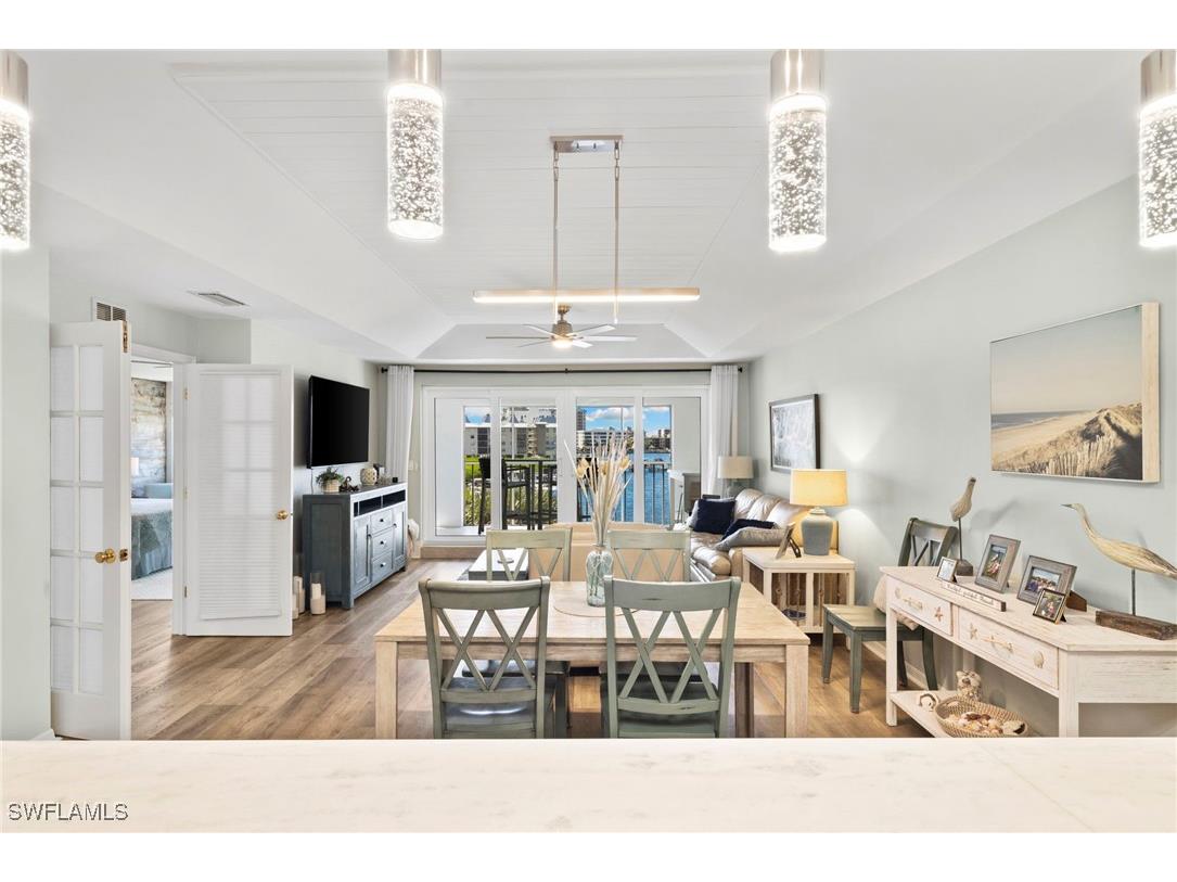 9101 Vanderbilt Drive #302 Naples FL 34108 225073772 image9