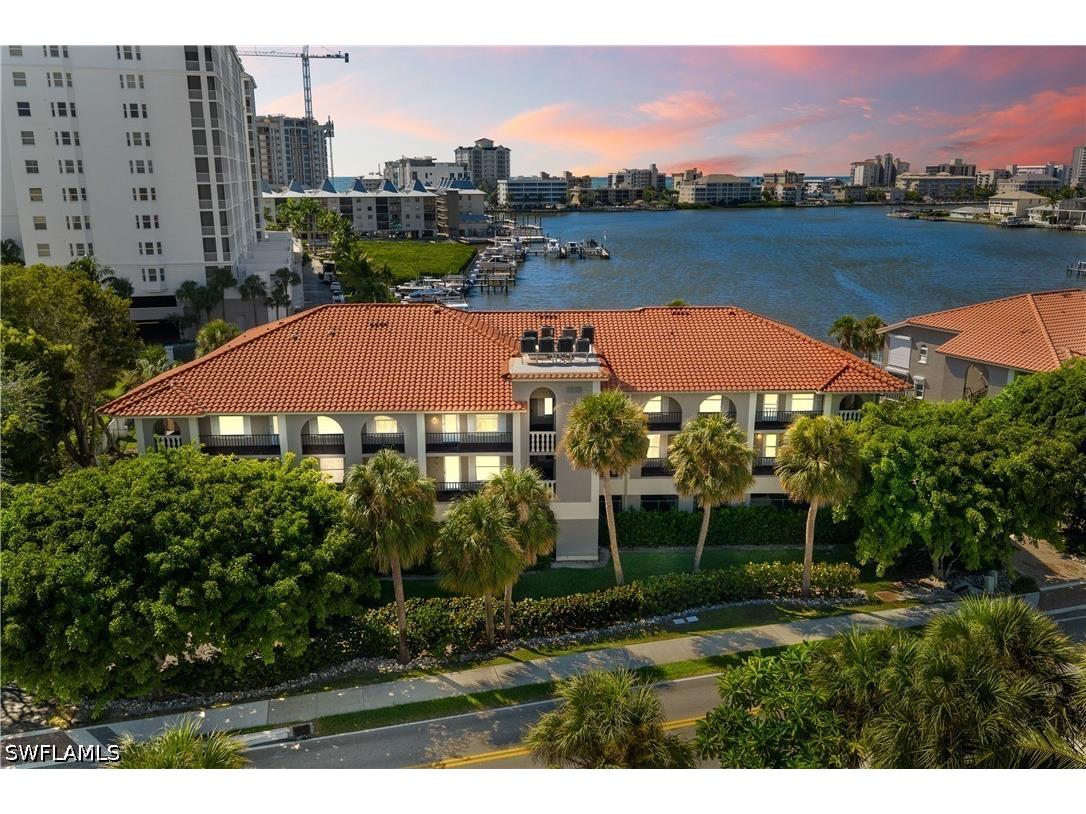 9101 Vanderbilt Drive #302 Naples FL 34108 226025103 image25