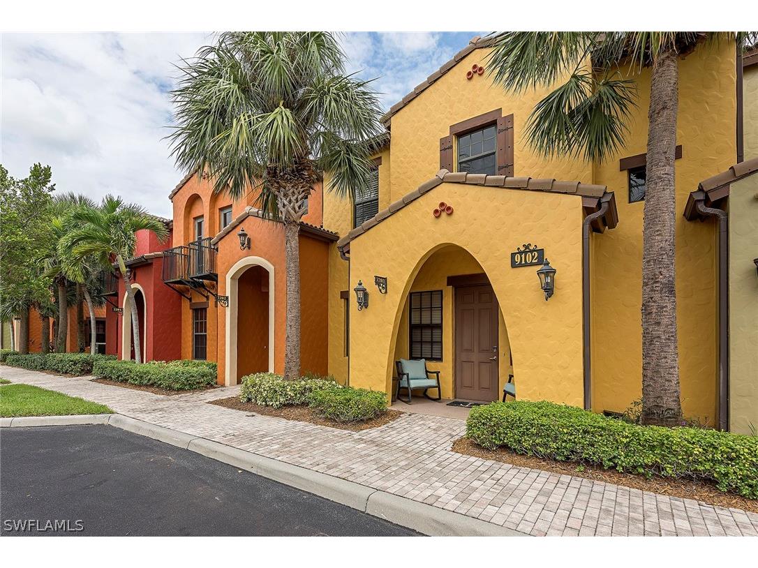 9102 Capistrano Street S #72-3 Naples FL 34113 226010924 image1
