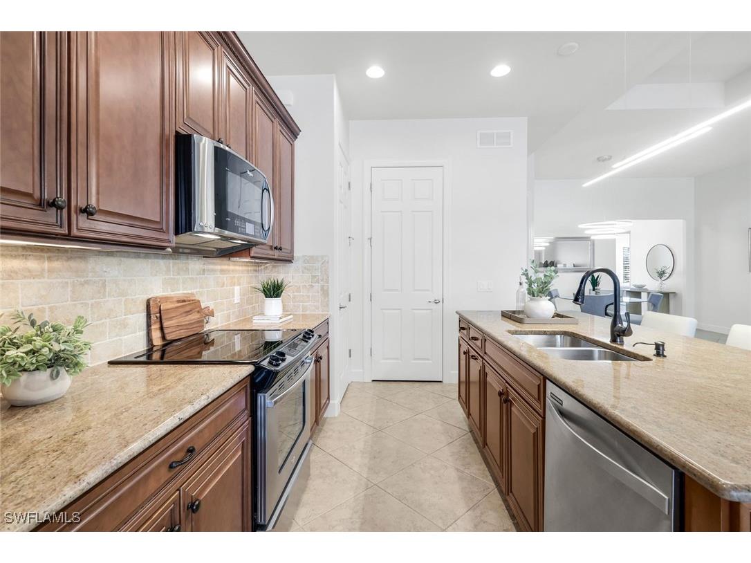 9103 Graphite Circle Naples FL 34120 225082674 image15