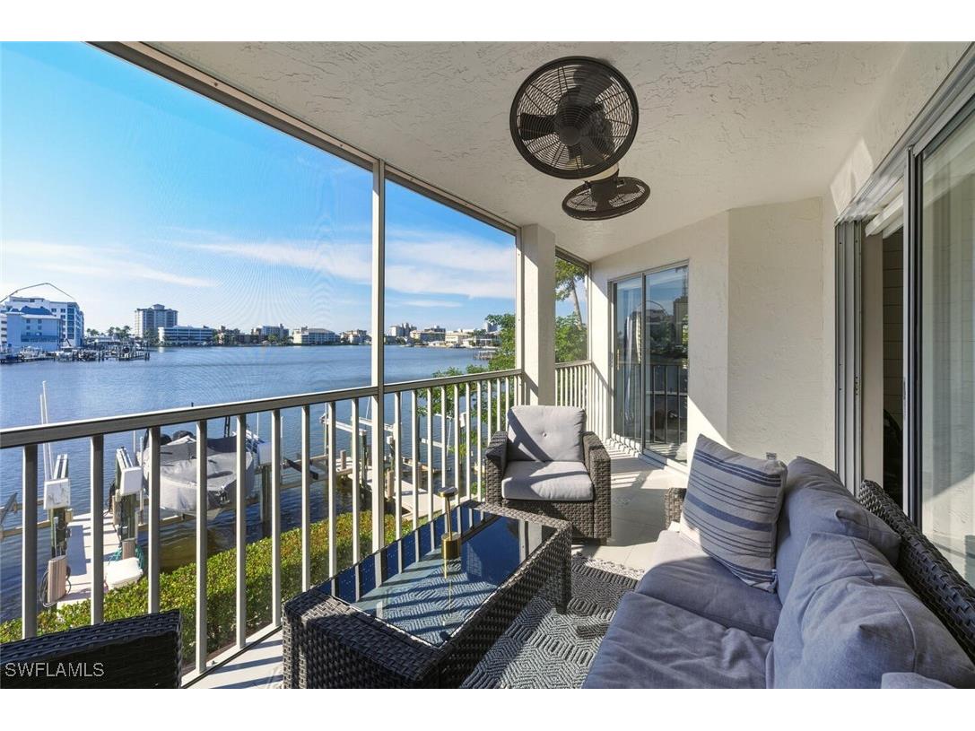 9103 Vanderbilt Drive #2 Naples FL 34108 225082751 image25