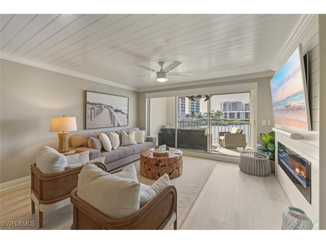 9103 Vanderbilt Drive #2 Naples FL 34108 225082751 image6