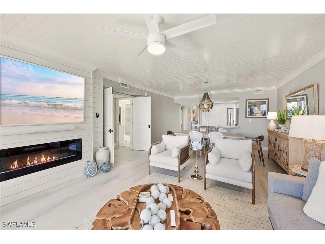 9103 Vanderbilt Drive #2 Naples FL 34108 225082751 image8