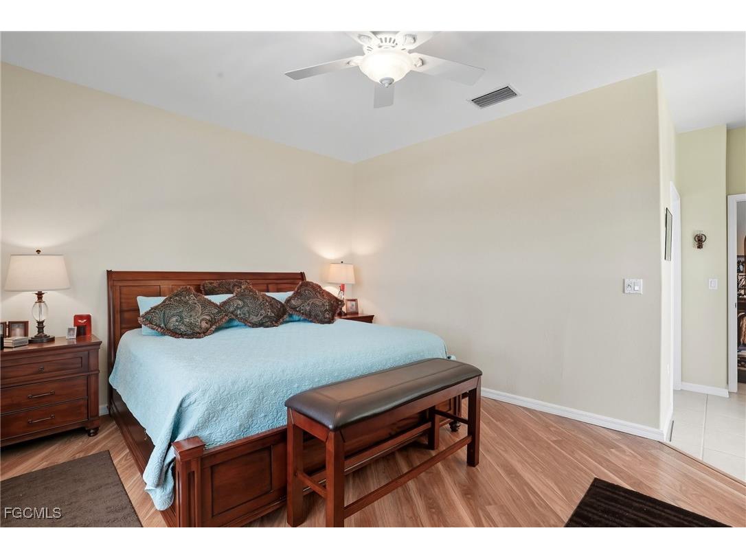 9104 Shadow Glen Way Fort Myers FL 33913 2025012325 image21