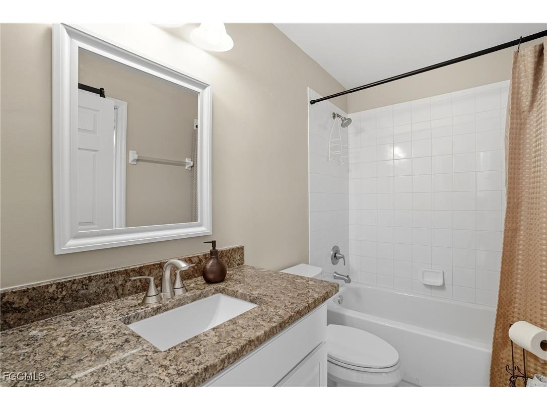 9104 Shadow Glen Way Fort Myers FL 33913 2025012325 image25