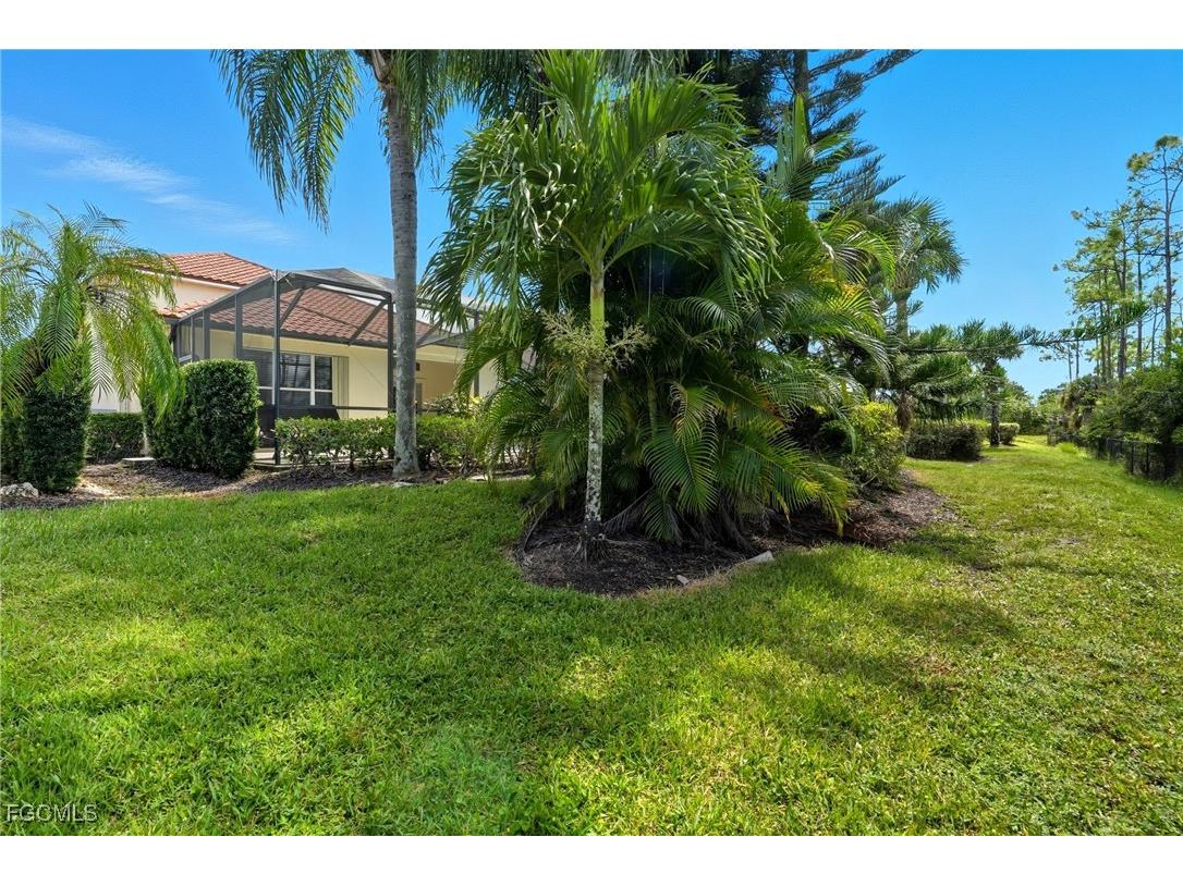 9104 Shadow Glen Way Fort Myers FL 33913 2025012325 image36