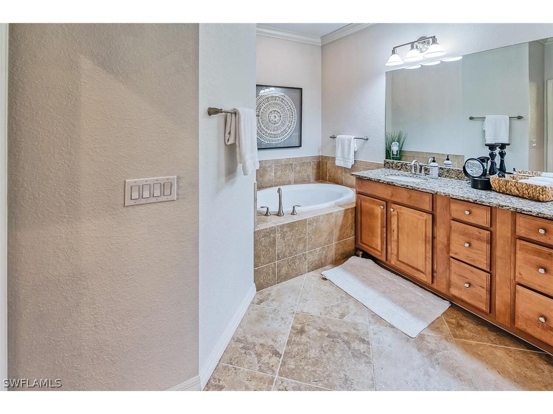 9107 Napoli Court #201 Naples FL 34113 226012302 image17