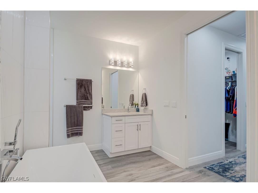 911 14th Street SE Naples FL 34117 226007365 image19
