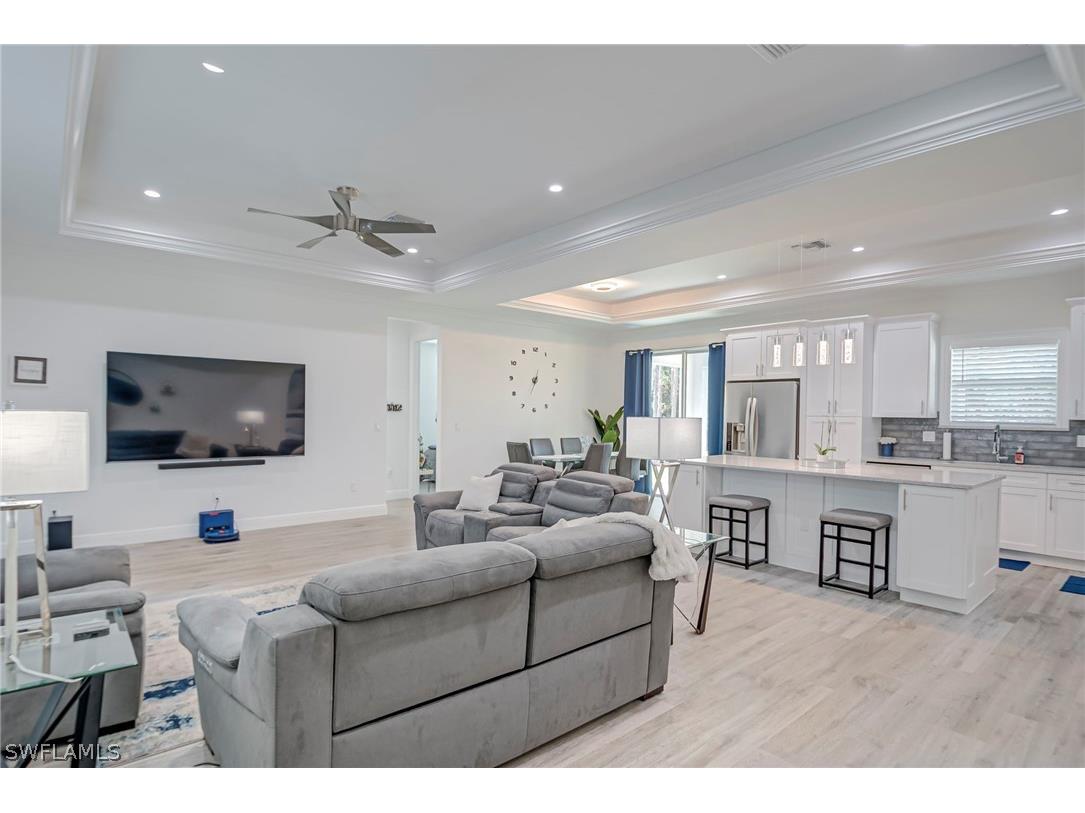 911 14th Street SE Naples FL 34117 226007365 image4
