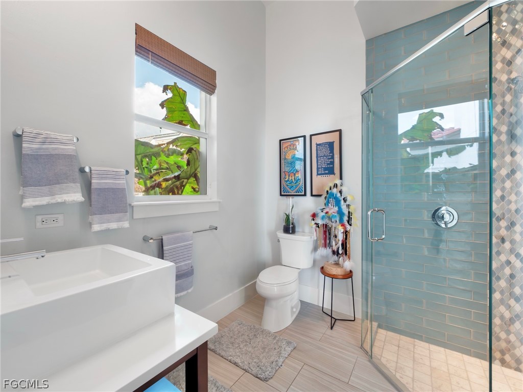 911 Aqua Lane Fort Myers FL 33919 2026011479 image25