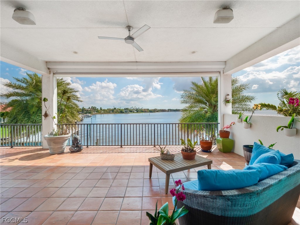 911 Aqua Lane Fort Myers FL 33919 2026011479 image35