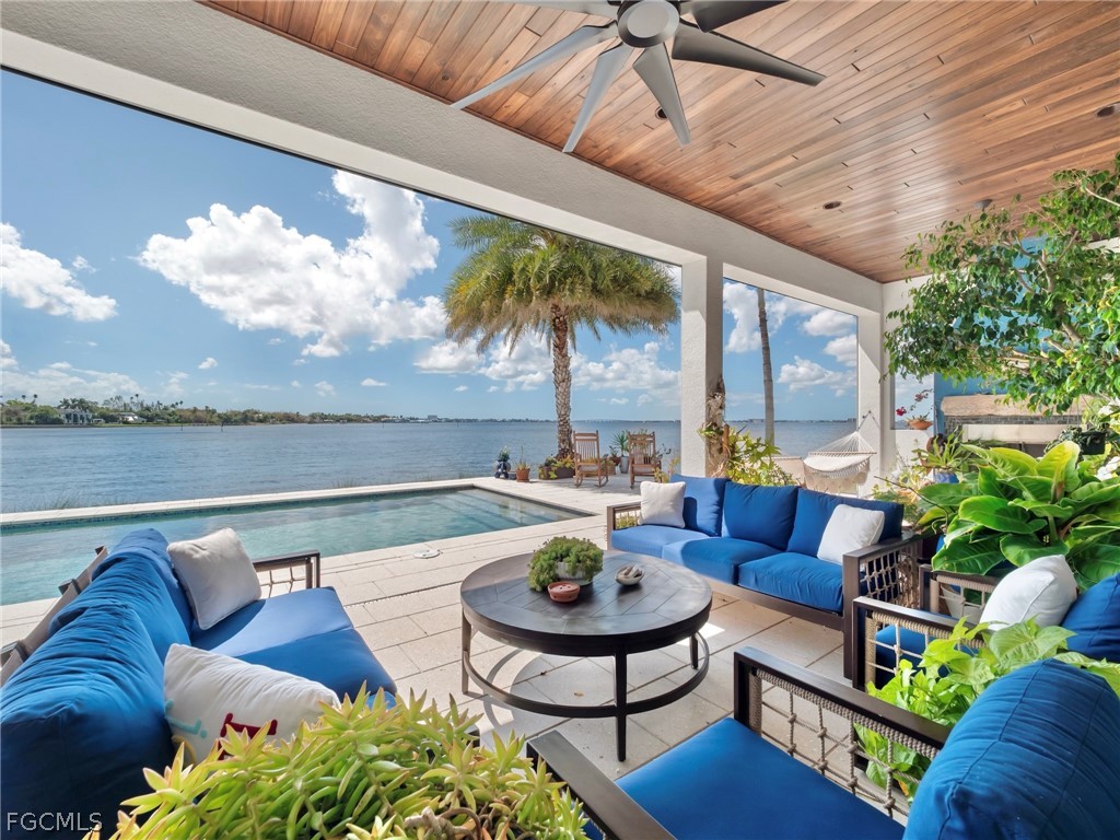 911 Aqua Lane Fort Myers FL 33919 2026011479 image42