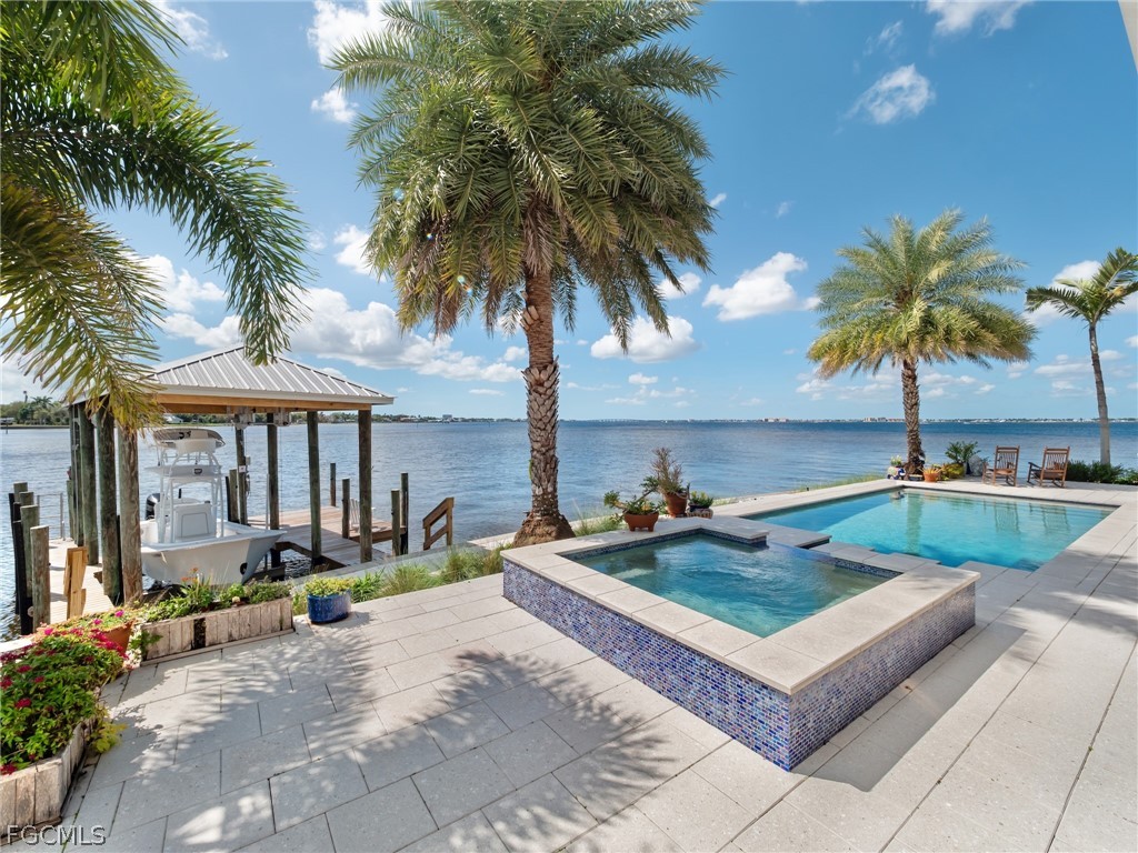 911 Aqua Lane Fort Myers FL 33919 2026011479 image6