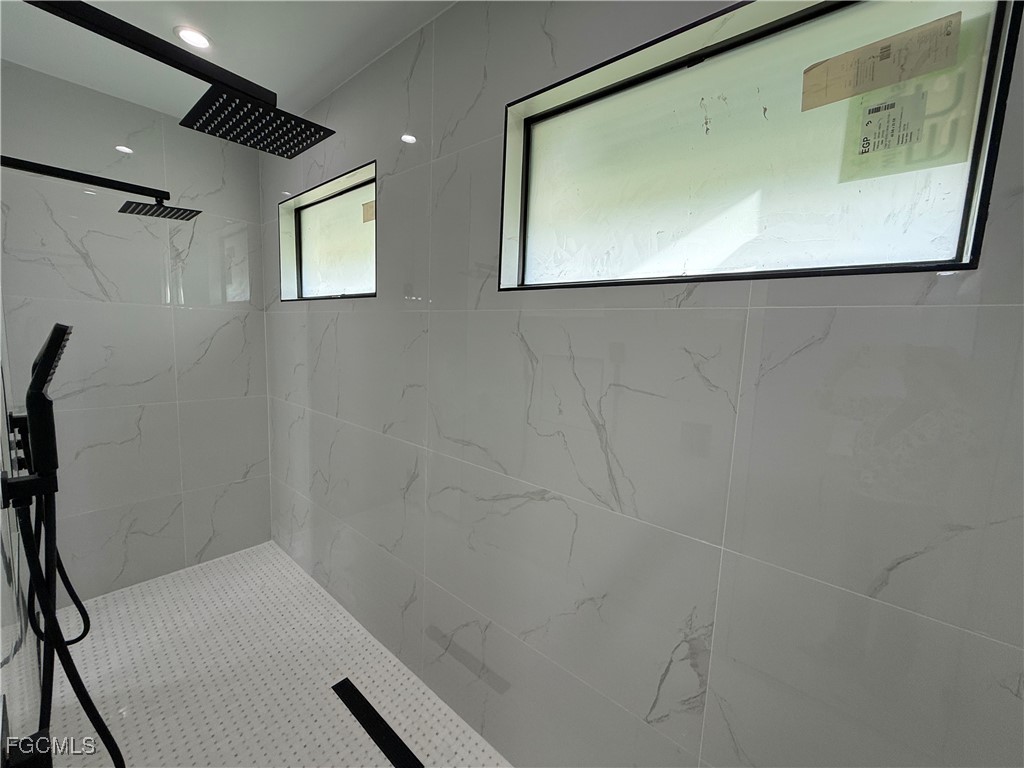 911 Asher Street E Lehigh Acres FL 33974 2025012213 image32