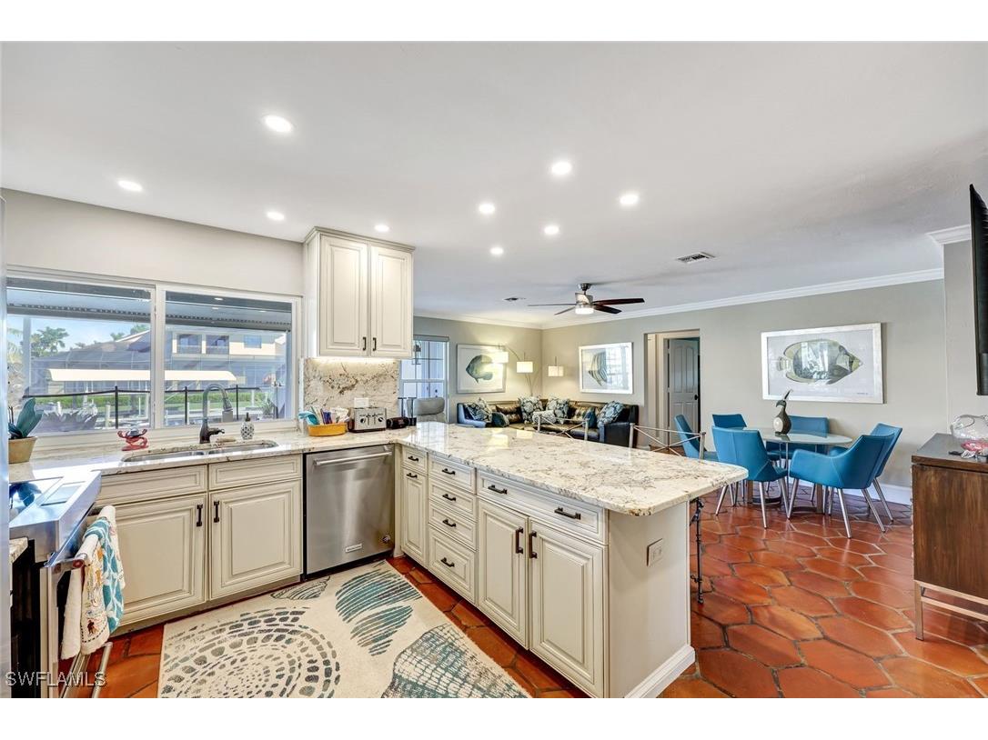 911 Giralda Court Marco Island FL 34145 226004193 image15