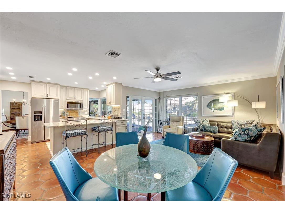 911 Giralda Court Marco Island FL 34145 226004193 image16