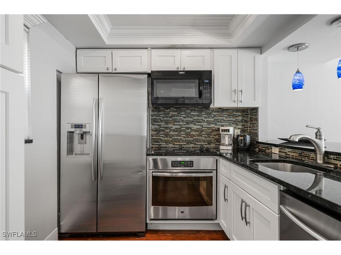 911 Huron Court #9 Marco Island FL 34145 225036582 image5