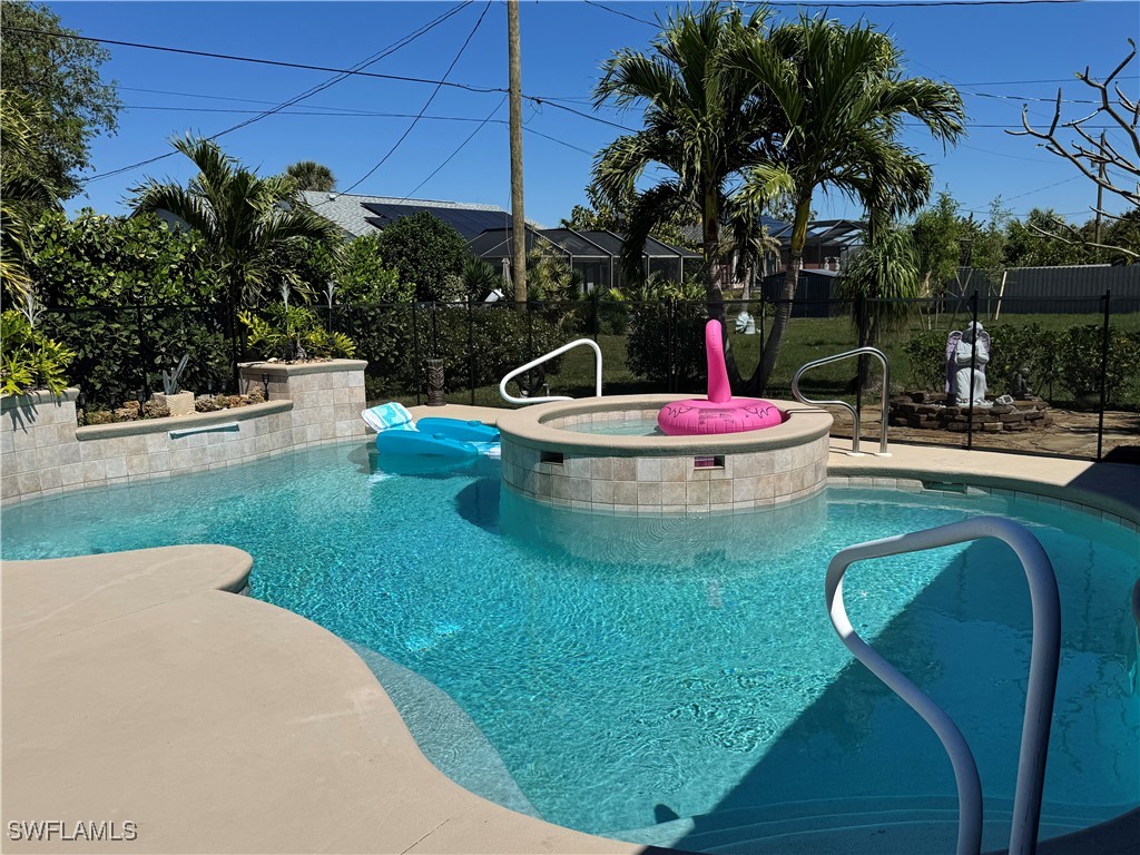 911 NE 10th Street Cape Coral FL 33909 225026285 image1