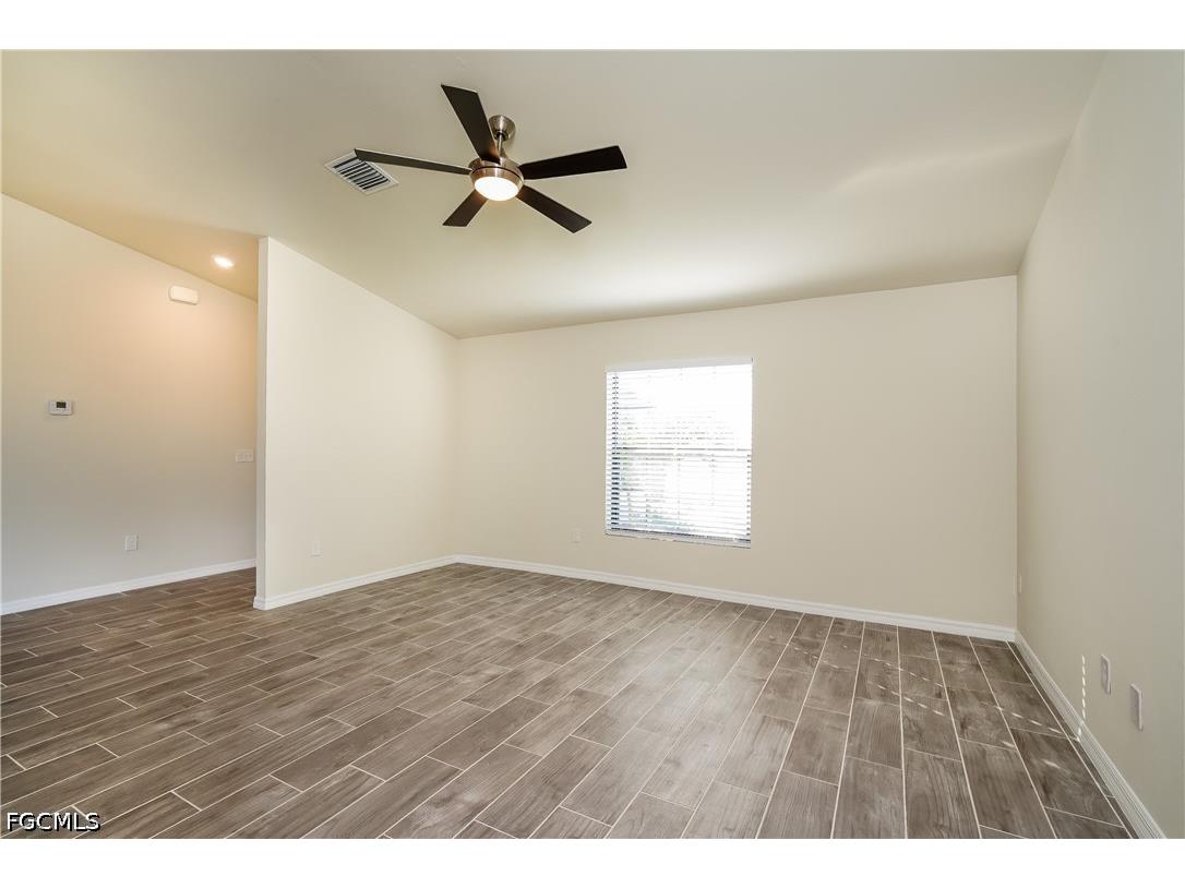 911 NE 9th Street Cape Coral FL 33909 2026025032 image2