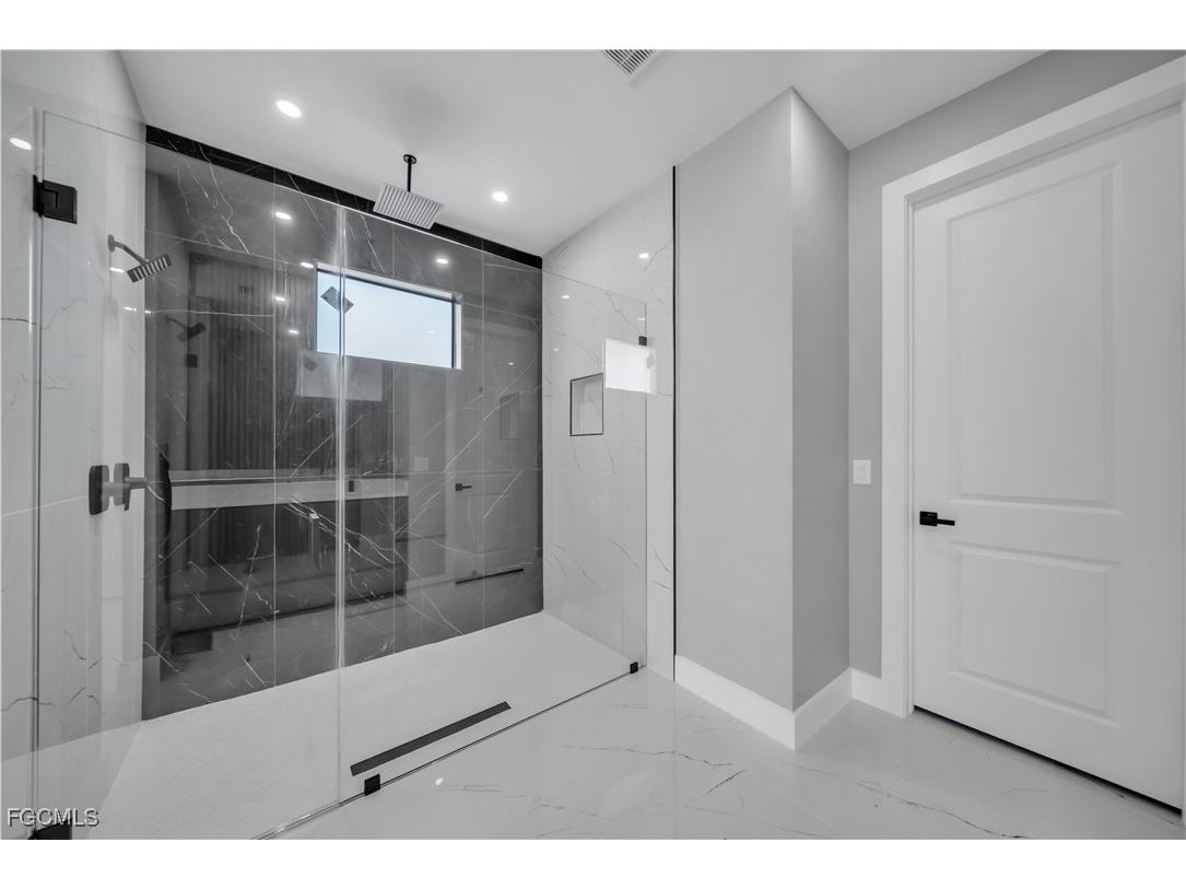 911 NW 37th Place Cape Coral FL 33993 2026003168 image19