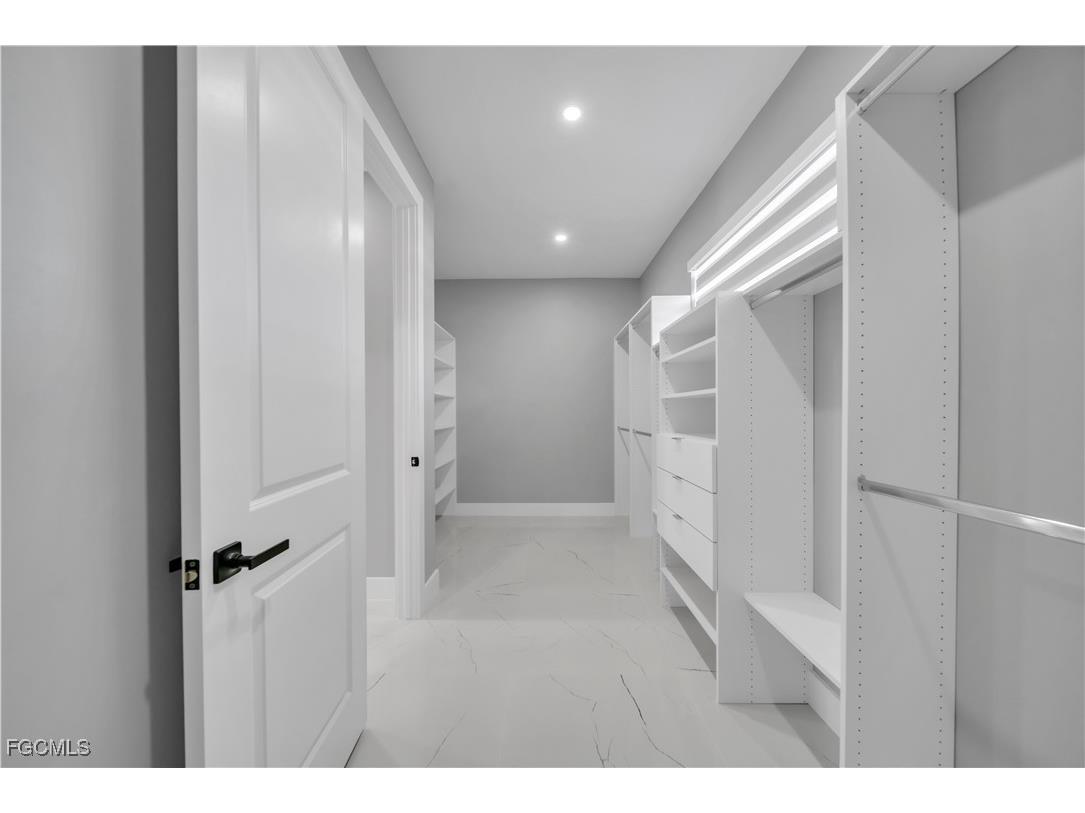 911 NW 37th Place Cape Coral FL 33993 2026003168 image23