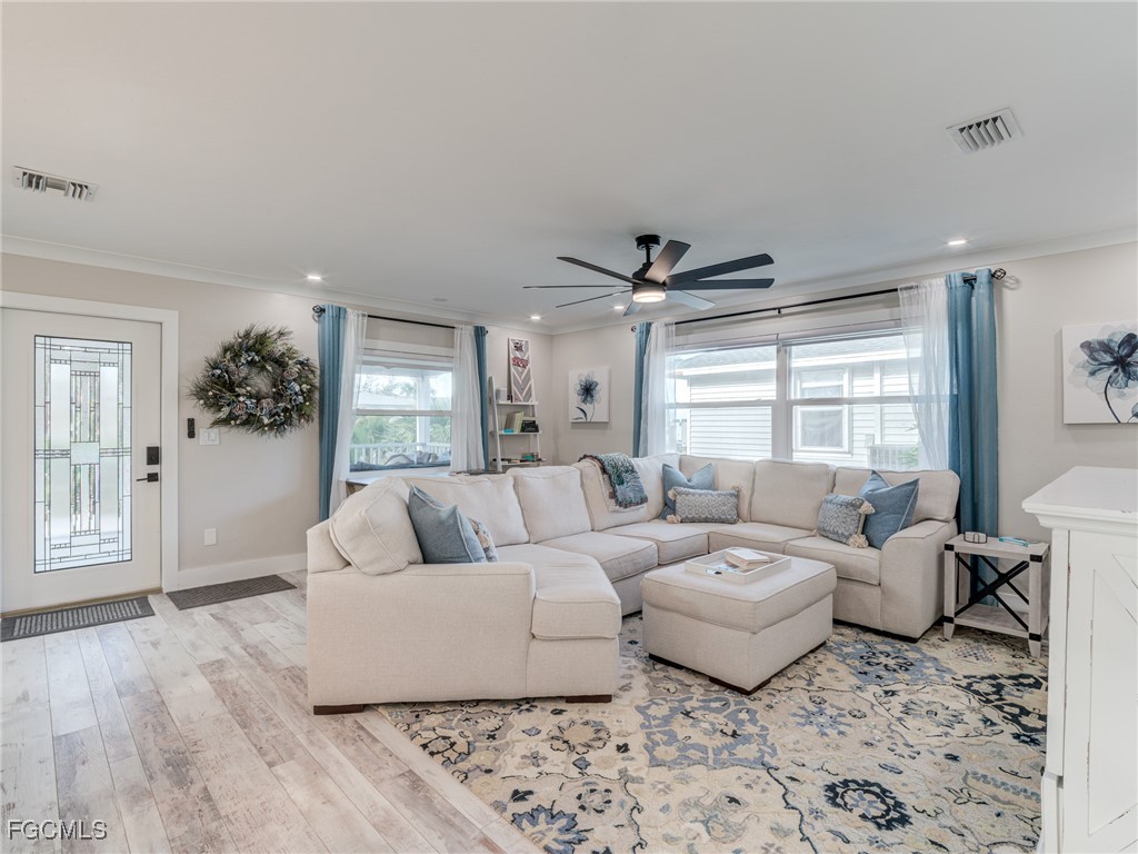 911 North Street Fort Myers Beach FL 33931 2025023500 image15