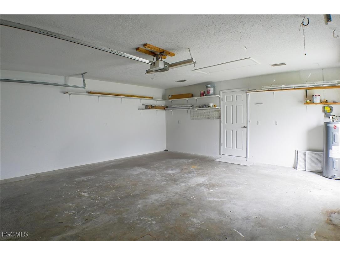 911 SE 19th Street Cape Coral FL 33990 2025016340 image19