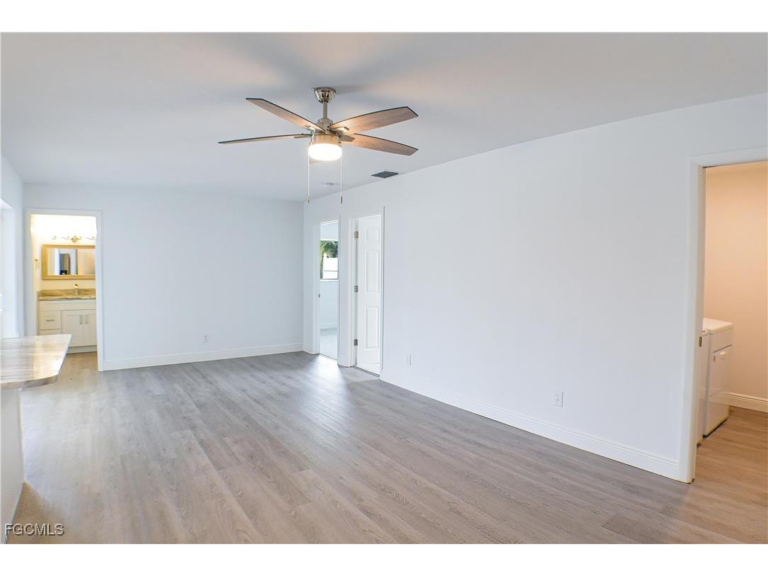 911 SE 19th Street Cape Coral FL 33990 2025016340 image9