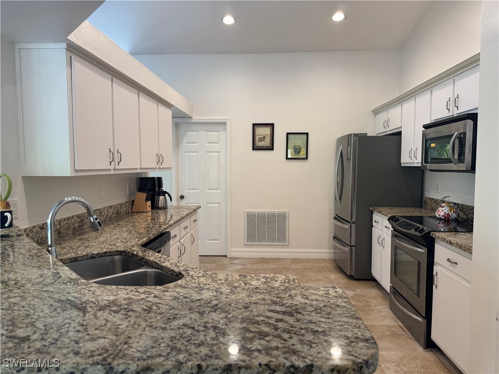 911 SE 21st Lane Cape Coral FL 33990 225075315 image4