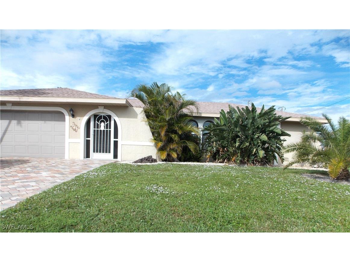 911 SE 34th Terrace Cape Coral FL 33904 224098233 image1