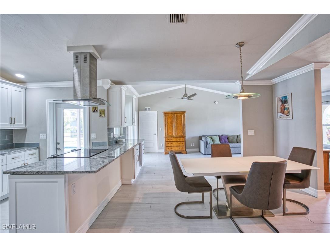 911 SW 3rd Avenue Cape Coral FL 33991 224097230 image11