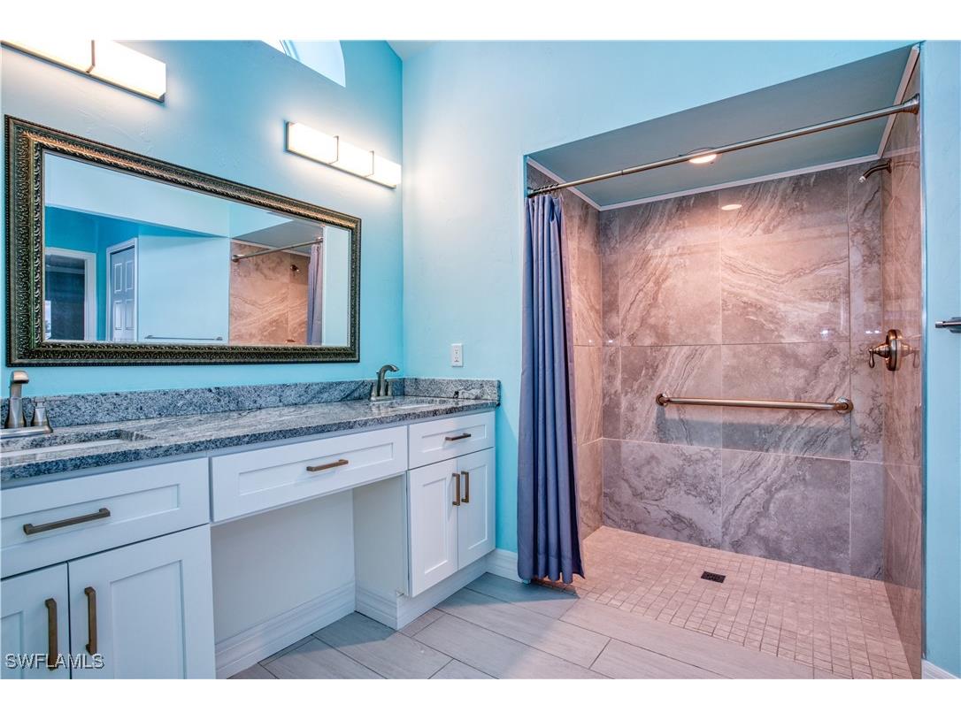 911 SW 3rd Avenue Cape Coral FL 33991 224097230 image26