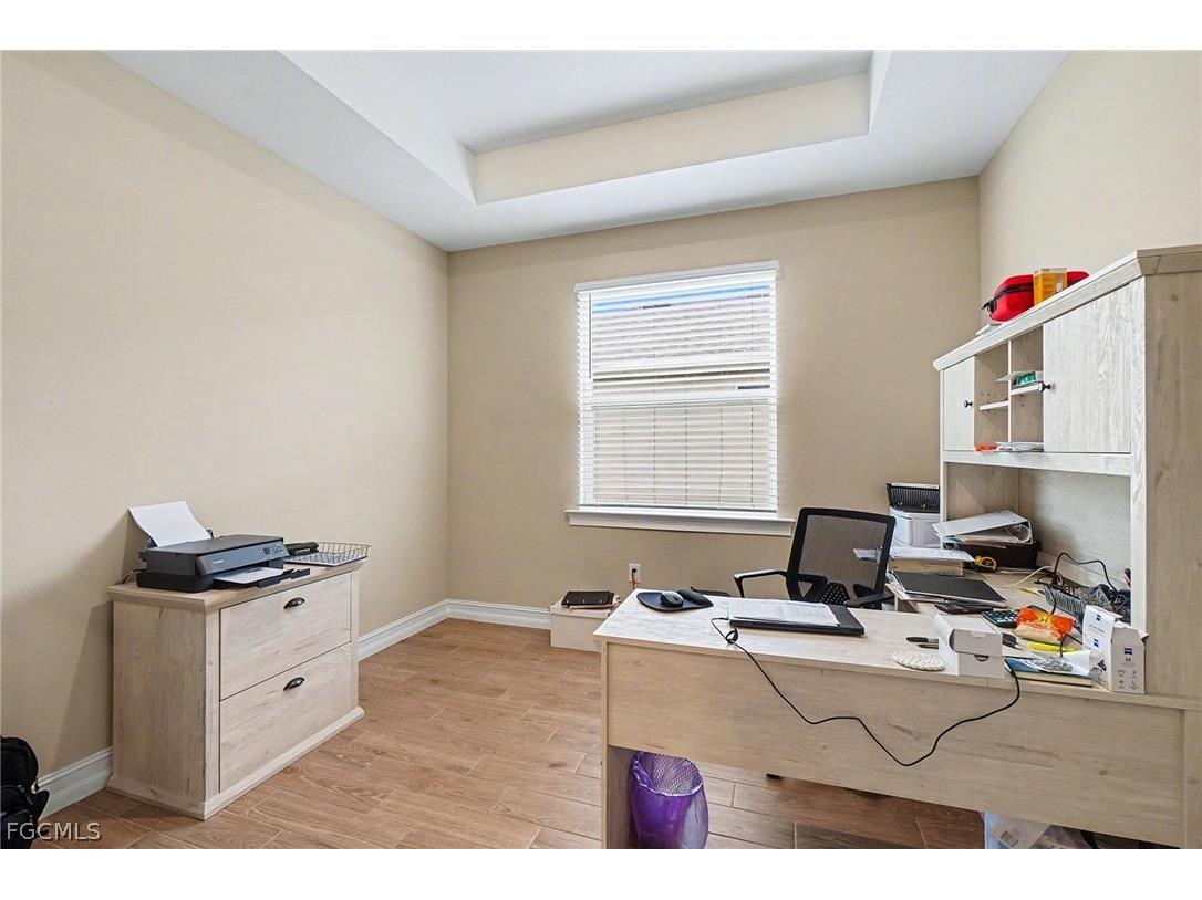 911 Stonewater Lake Terrace Cape Coral FL 33993 2026007793 image13