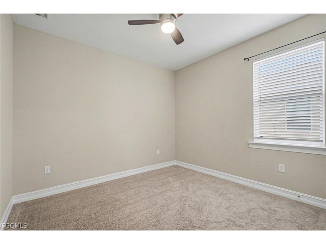 911 Stonewater Lake Terrace Cape Coral FL 33993 2026007793 image20