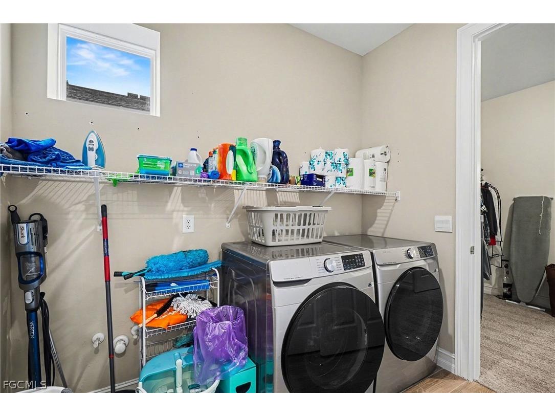 911 Stonewater Lake Terrace Cape Coral FL 33993 2026007793 image21