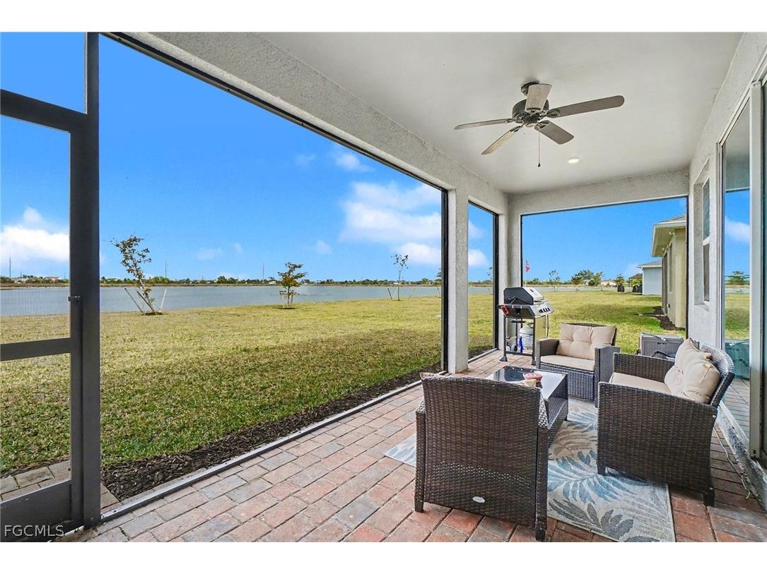 911 Stonewater Lake Terrace Cape Coral FL 33993 2026007793 image24