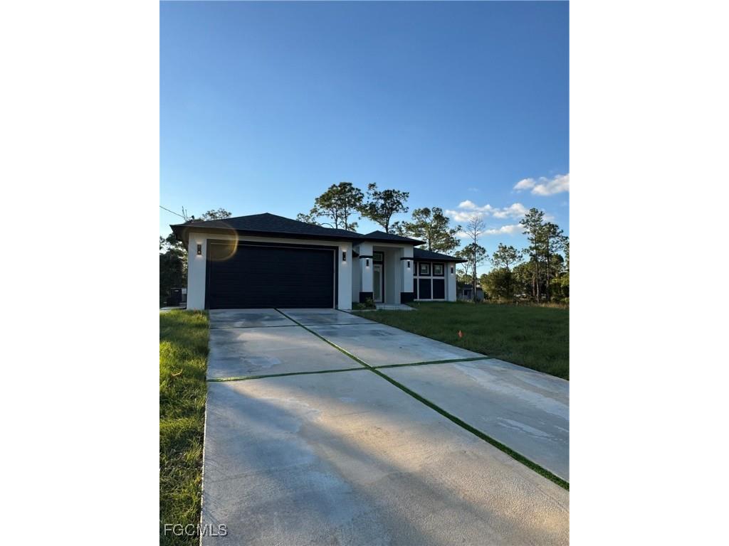 911 Williams Avenue Lehigh Acres FL 33972 2025021811 image11