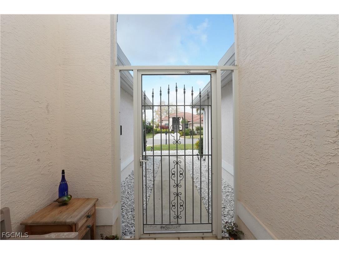 9110 Old Hickory Circle Fort Myers FL 33912 2026009007 image2