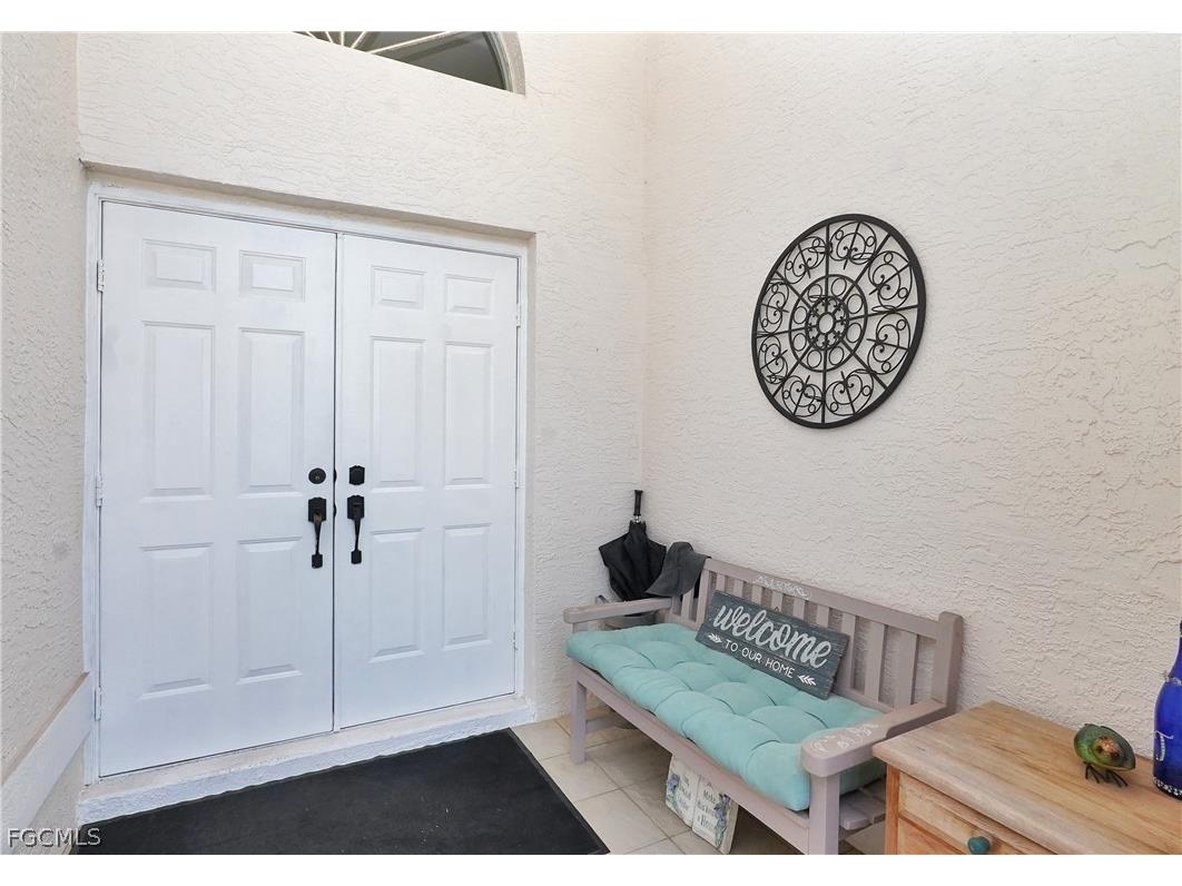 9110 Old Hickory Circle Fort Myers FL 33912 2026009007 image3