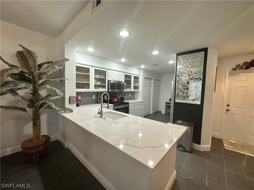 9110 Southmont Cove #109 Fort Myers FL 33908 223061083 image1
