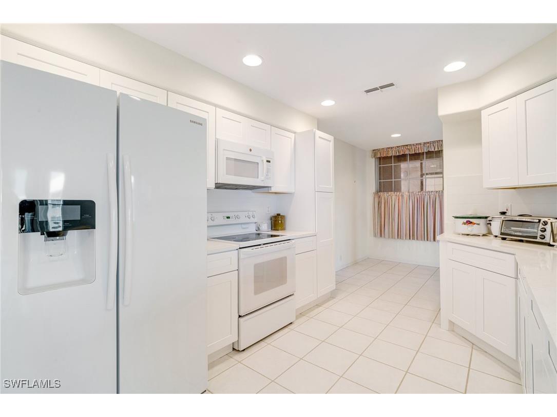 9110 Southmont Cove #204 Fort Myers FL 33908 225033384 image1