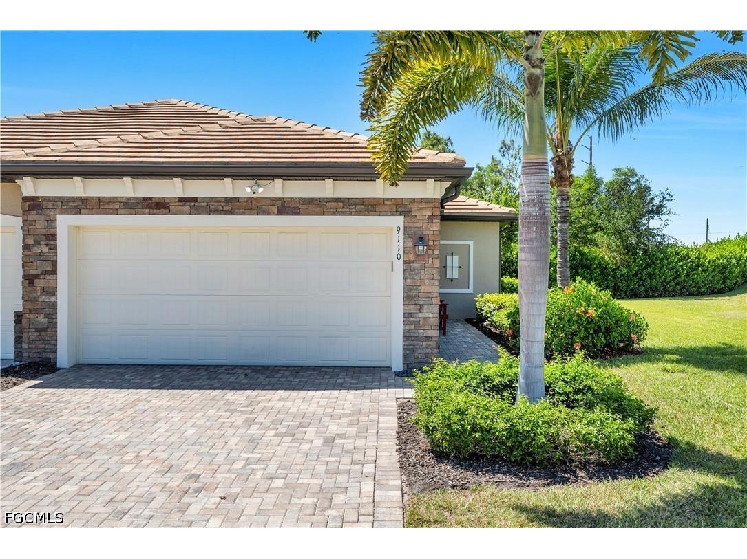 9110 Woodhurst Drive Naples FL 34120 2026019921 image1
