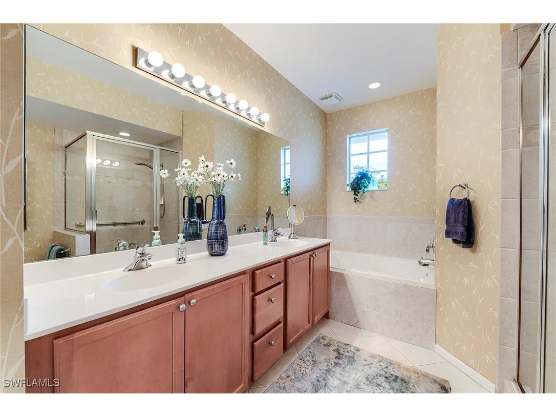 9111 Palmetto Ridge Drive #201 Estero FL 34135 225079830 image40