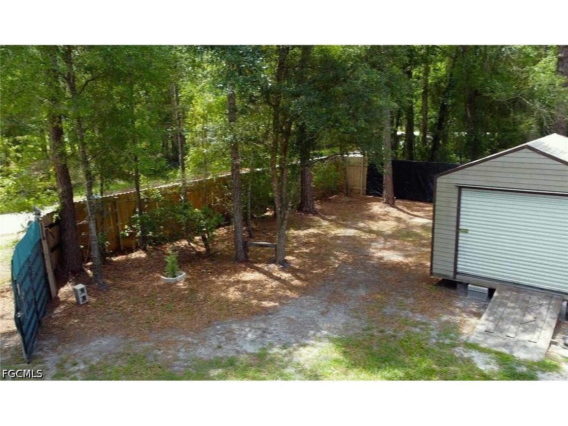 9113 Garetta Avenue Webster FL 33597 2026025126 image16