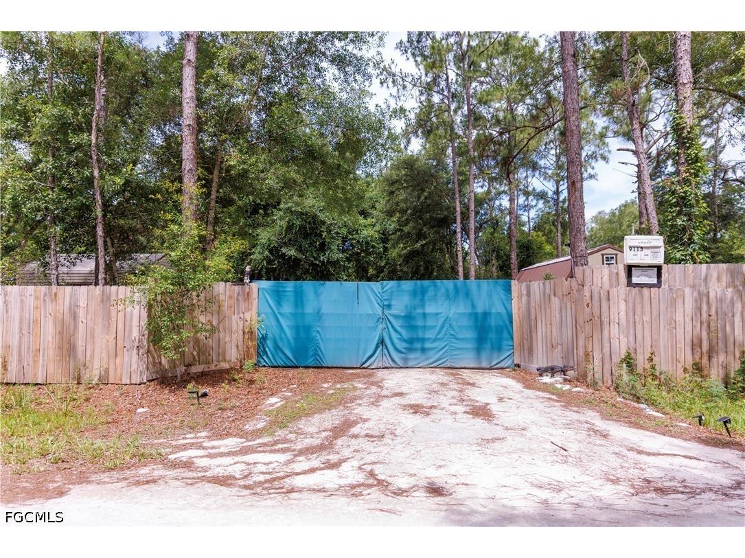 9113 Garetta Avenue Webster FL 33597 2026025126 image7