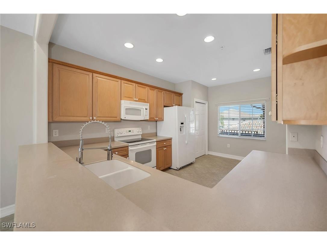 9113 Michael Circle #6 Naples FL 34113 226000974 image10