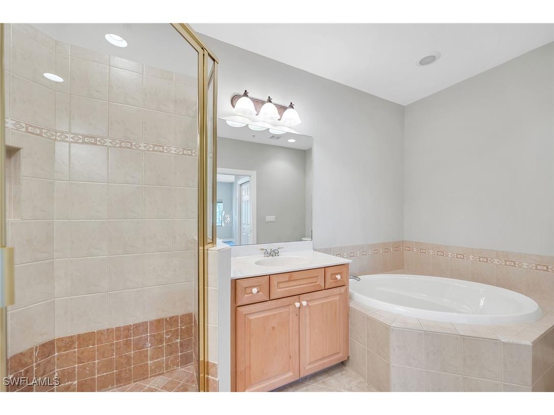 9113 Michael Circle #6 Naples FL 34113 226000974 image26